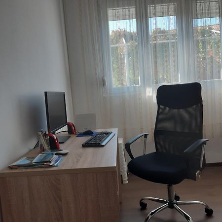 Apartament Sunny Sukošan Zewnętrze zdjęcie